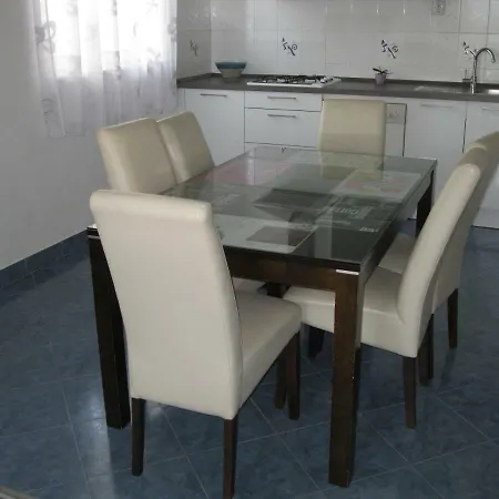 Apartamento Lela Trogir