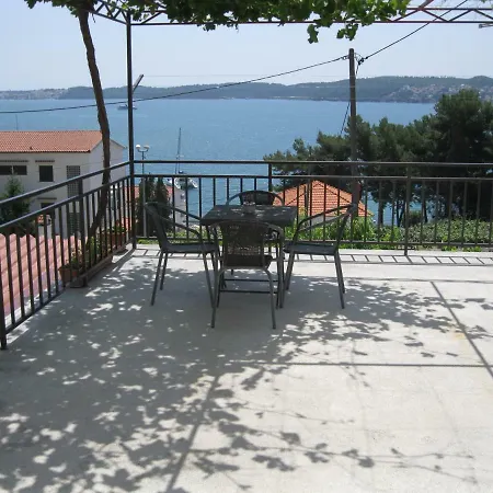 Apartamento Lela Trogir
